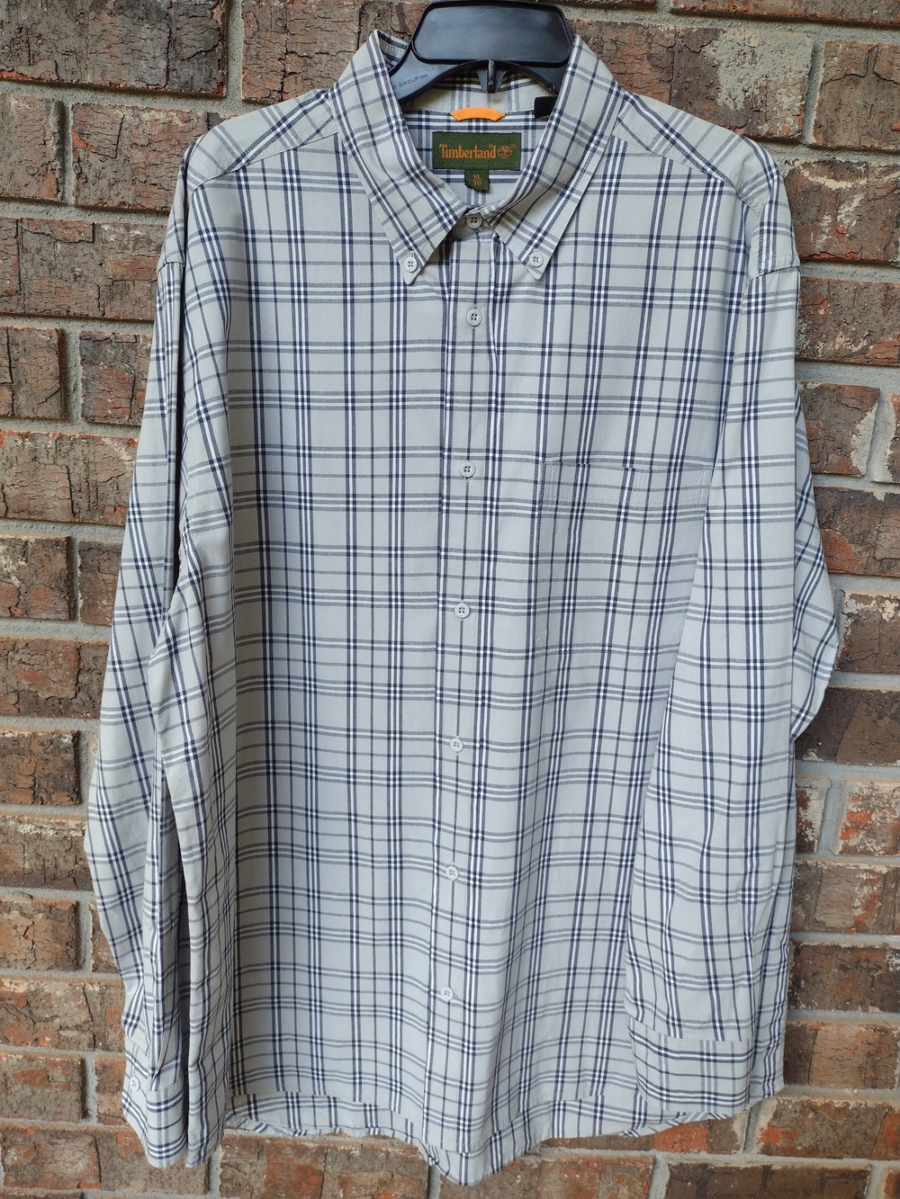 Timberland Men's XL Long-Sleeve Button-Down Shirt Gray With Black White Plaid